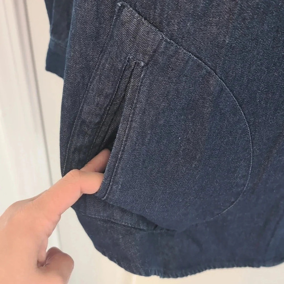 Joan Rivers Regular Vintage Washed Denim Shirt with Pockets - Picture 4 of 8